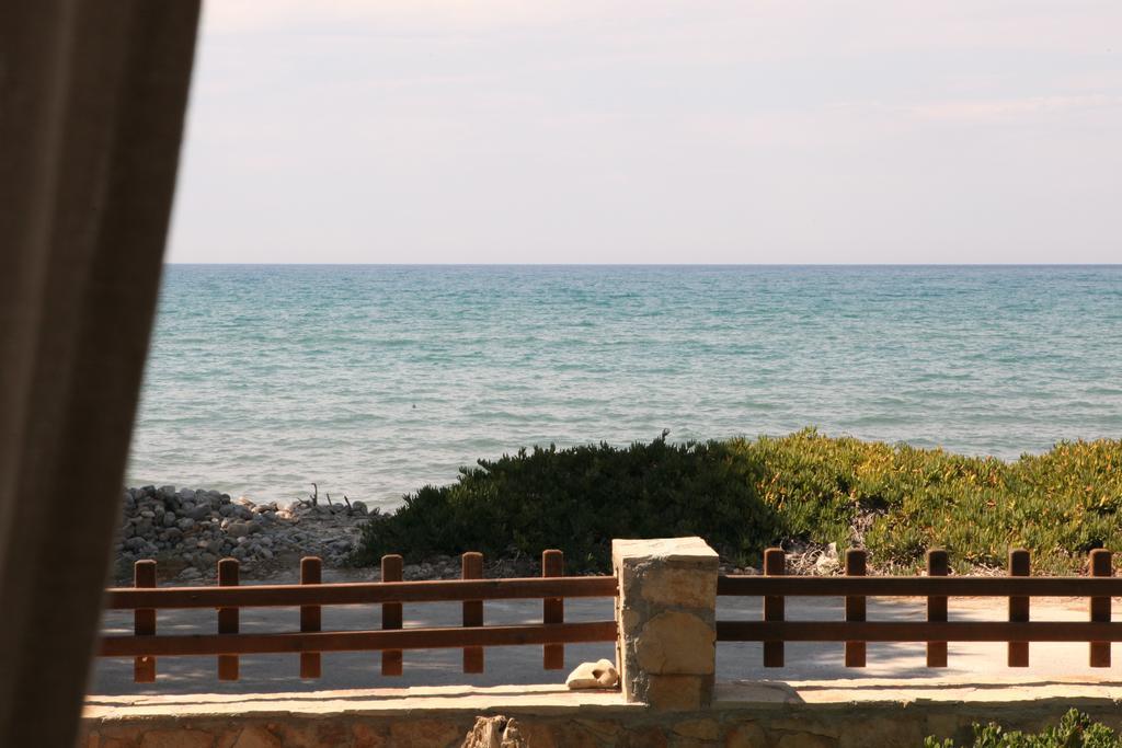 Horizonte Seafront Suites Kíssamos Dış mekan fotoğraf